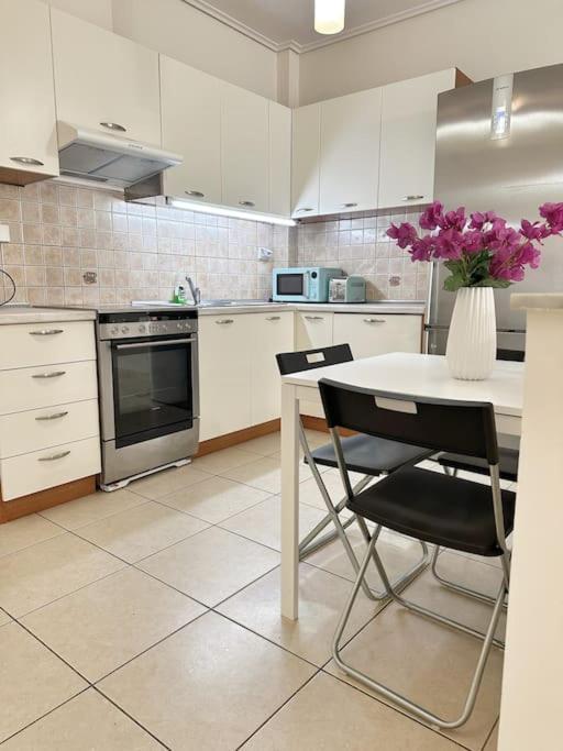 Riviera Beach, Seaside Spacious Apt. Anavyssos Ngoại thất bức ảnh